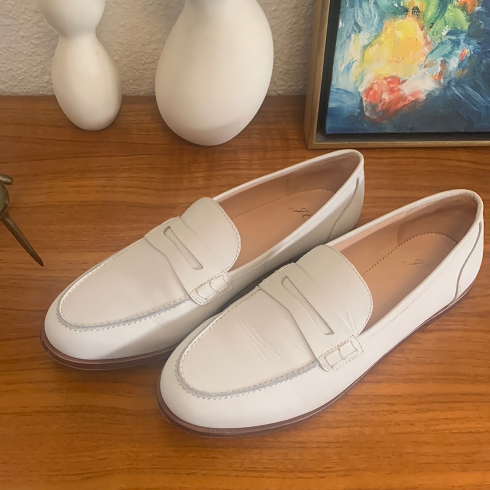 J Crew Leather Off White Penny Loafers Size 9 Barely Worn Classic